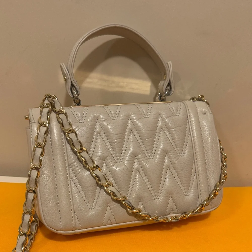 Valentino✨ Beatriz D-Plate Bag by Mario Valentino - Picture 4 of 16